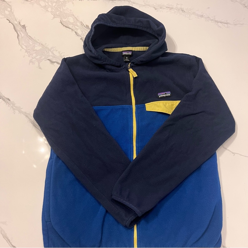 RUC PATAGONIA BOYS SWEATER HOODIE JACKET Size M